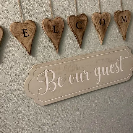 Kingsmere Guest House-3